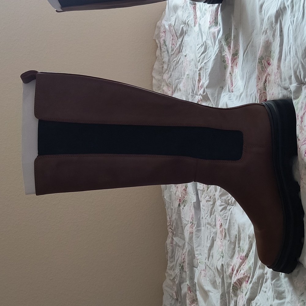 Madewell Poppy Tall Lugsole Boot - Picture 4 of 10